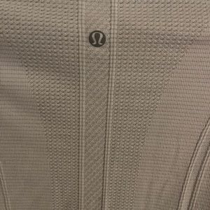 Womens Lululemon Run Swiftly Long sleeve Top Size 10 off white